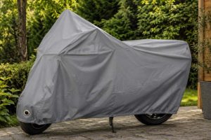 Van motortakaró ponyvája? Ezért használja rendszeresen!